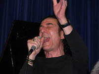Henry Manetta singing
