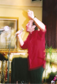 Henry Manetta Singing